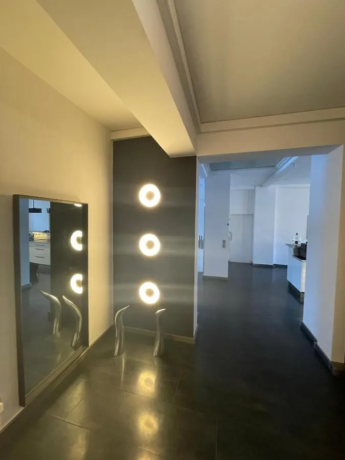 Апартаменты Truretreats Design Loft Fuer 8 Personen I Riesige Kueche I Echarger I 65Z Smarttv I 150Qm Гамбург
